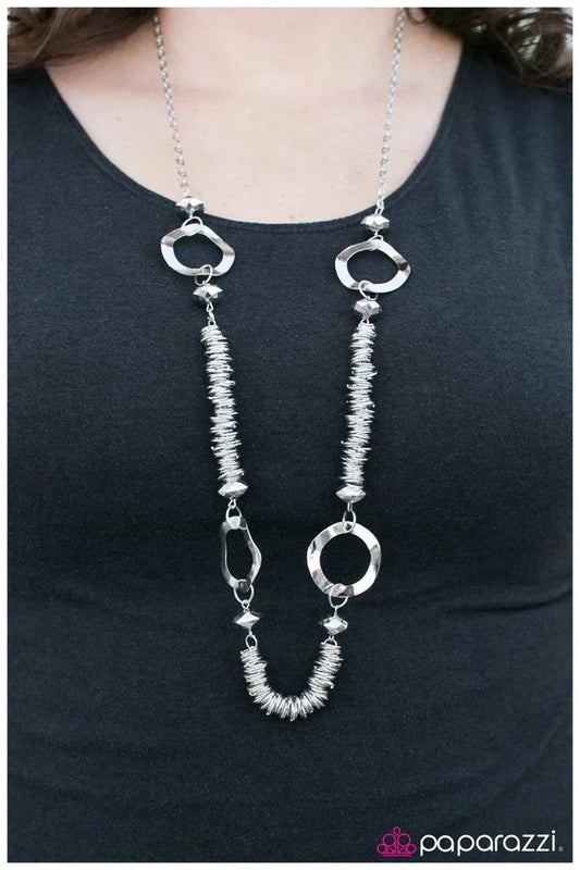 Paparazzi Necklace ~ In It to Win It - Silver