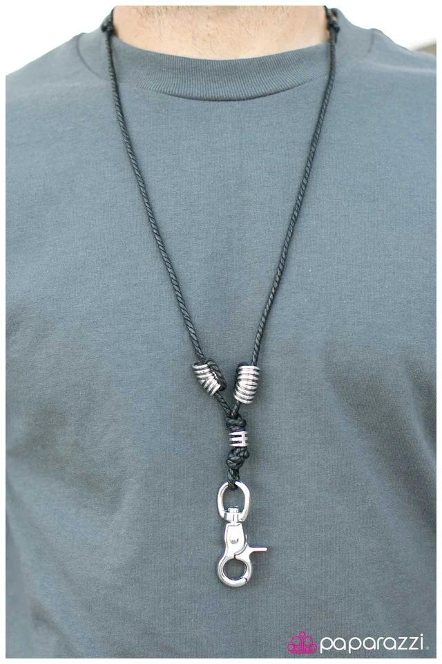Paparazzi Necklace ~ Wise Guy - Black