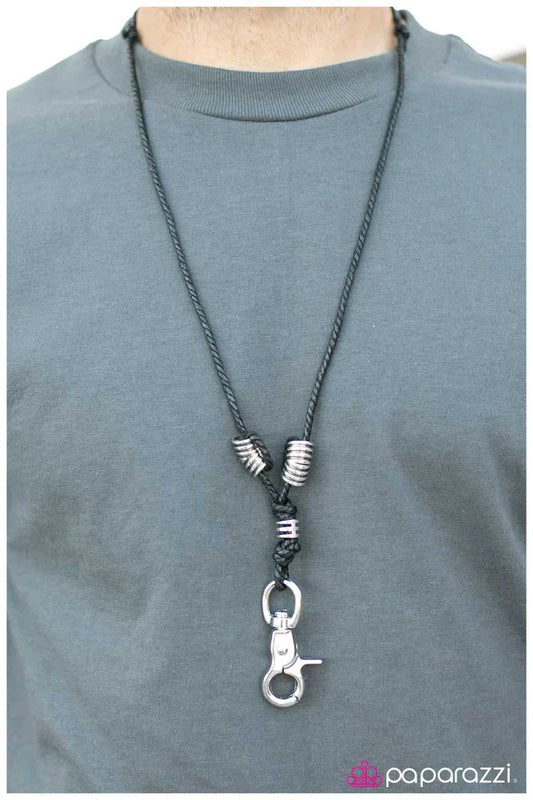 Paparazzi Necklace ~ Wise Guy - Black