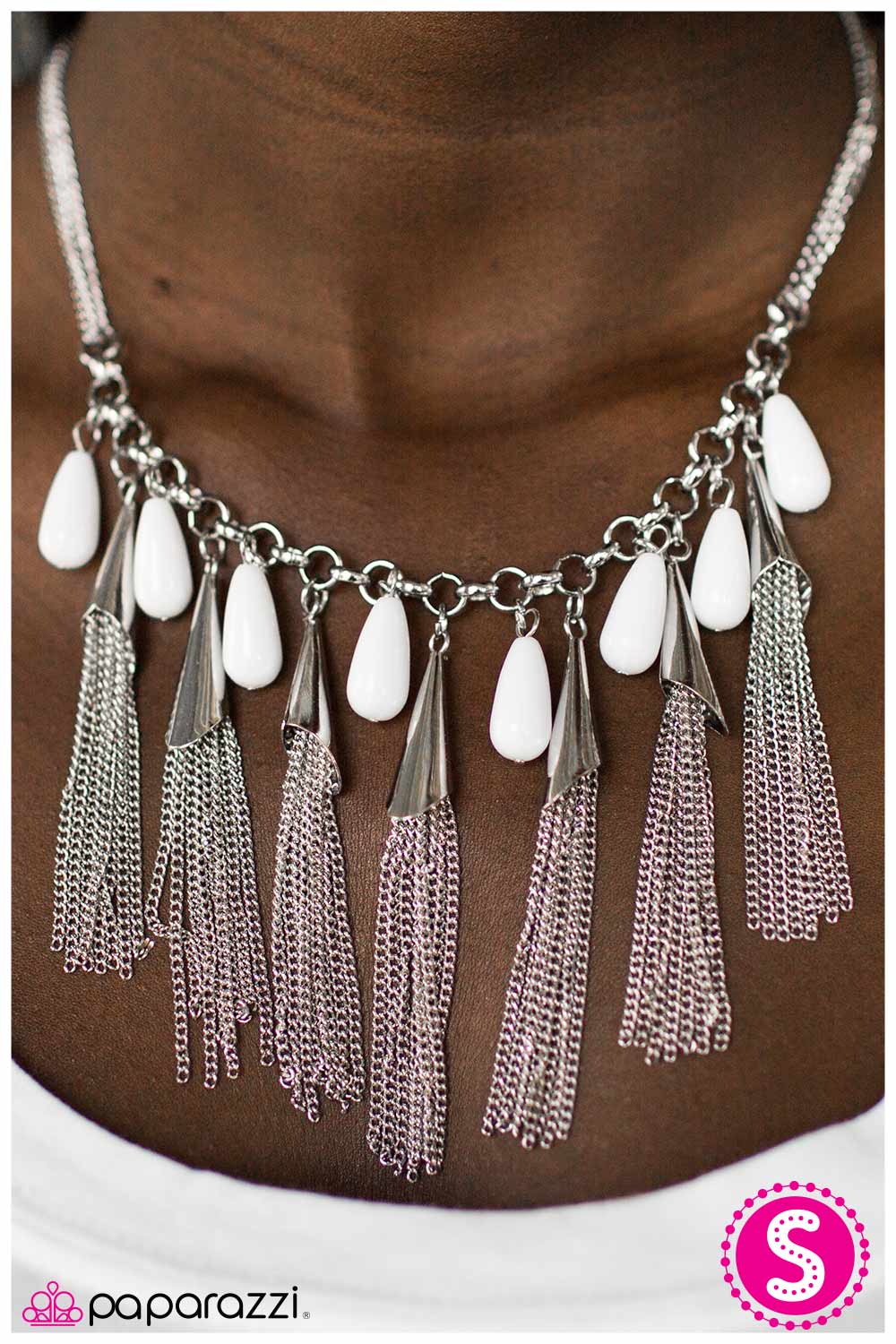 Paparazzi Necklace ~ In-FRINGE-ment  - White