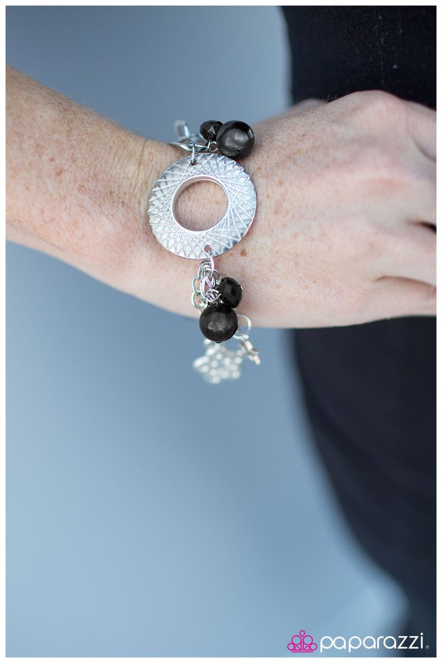 Paparazzi Bracelet ~ Love Actually - Black