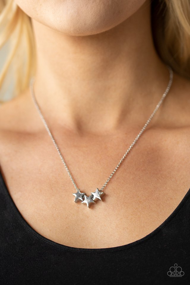 Paparazzi Necklace ~ Shoot For The Stars - Silver