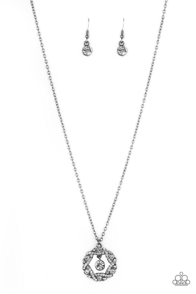 Paparazzi Necklace ~ Heavenly Halo