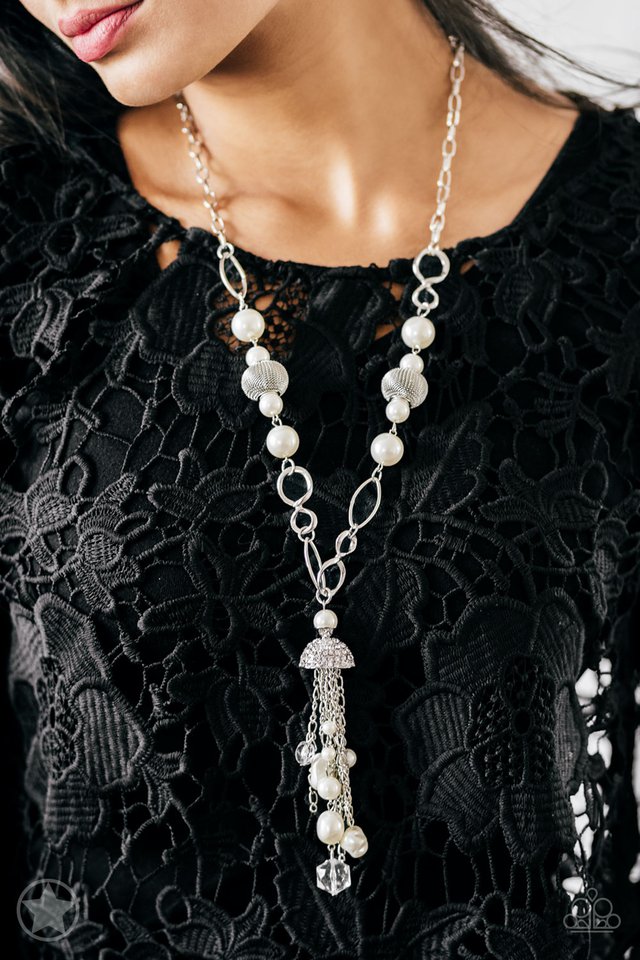 Designated Diva - White - Paparazzi Necklace Image