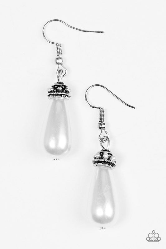 Paparazzi Earring ~ Making The World Jealous - White