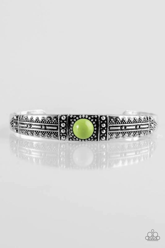 Paparazzi Bracelet ~ Singing Sahara - Green
