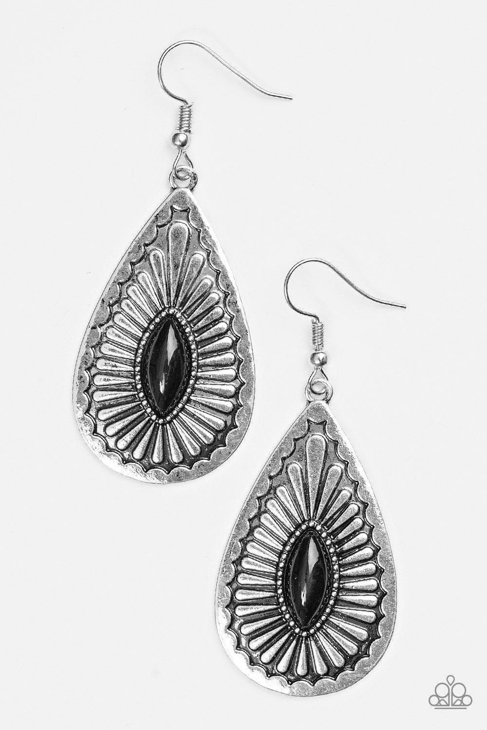Paparazzi Earring ~ Wild Wilderness - Black