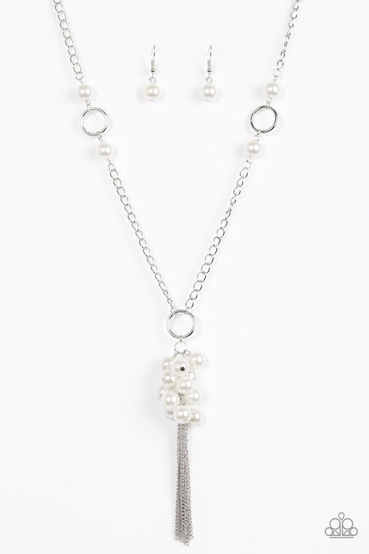 Paparazzi Necklace ~ Hit The Runway - White