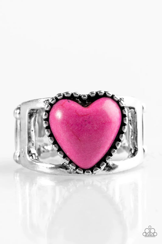 Paparazzi Ring ~ Rule With Your Heart - Pink