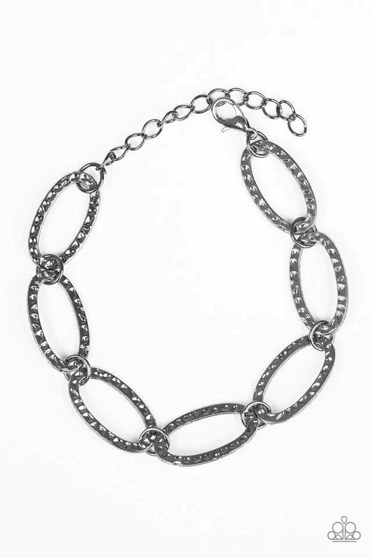 Paparazzi Bracelet ~ Lion Lair - Black