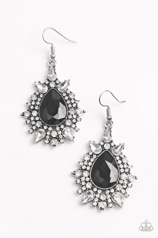 Paparazzi Earring ~ Diva Decor - Black