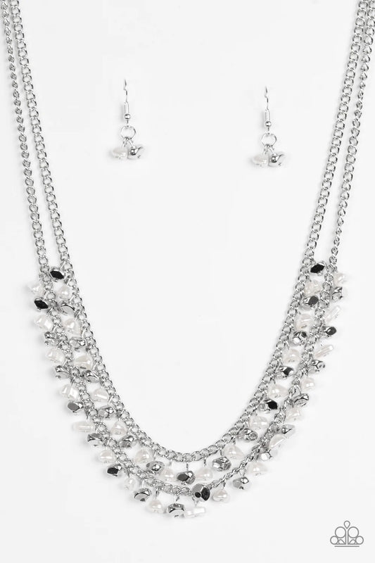 Paparazzi Necklace ~ Majestic Marinas - White
