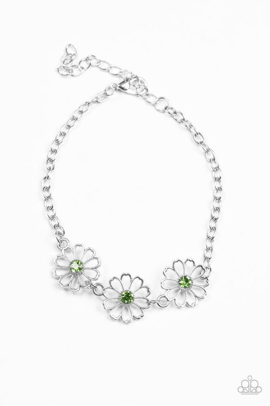 Dancing Daffodils - Green - Paparazzi Bracelet Image
