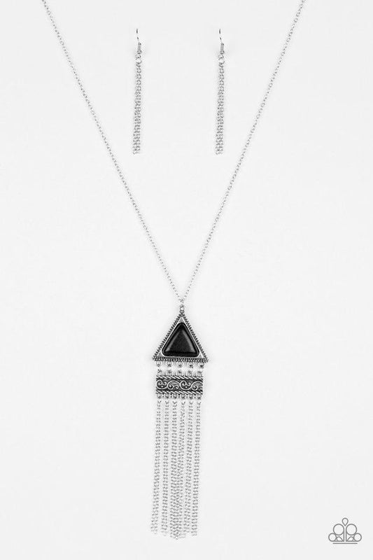 Paparazzi Necklace - Painted Plateaus - Black