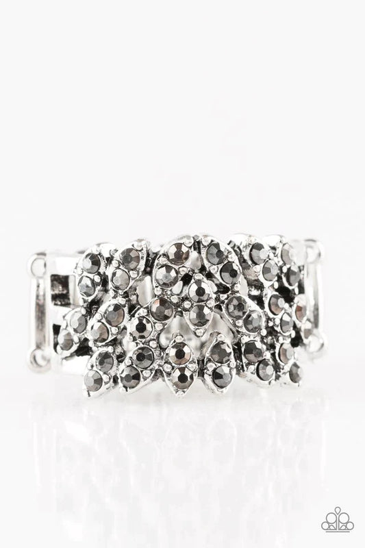 Paparazzi Ring ~ Wine and VINE - Silver