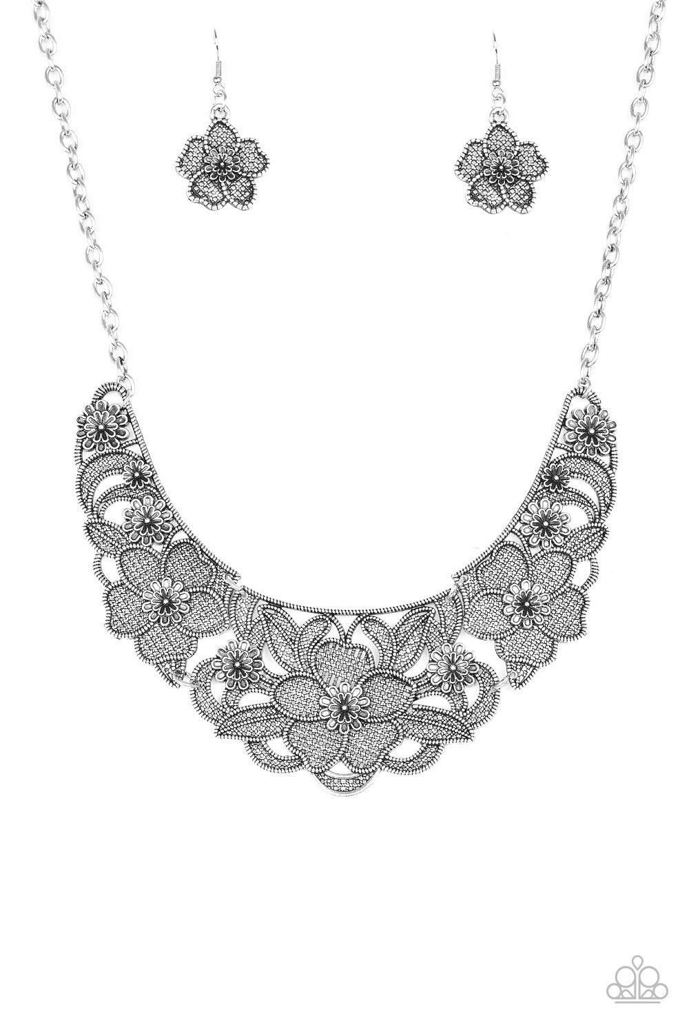 Paparazzi Necklace ~ Petunia Paradise - Silver