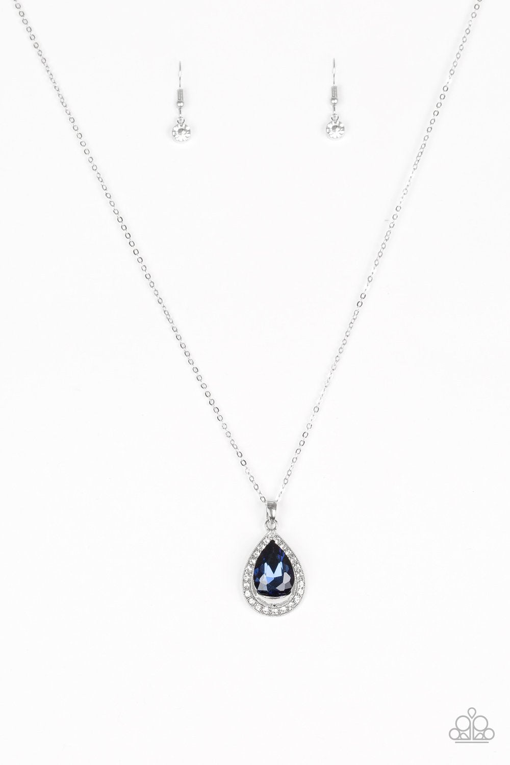 Paparazzi Necklace ~ Because Im Queen - Blue