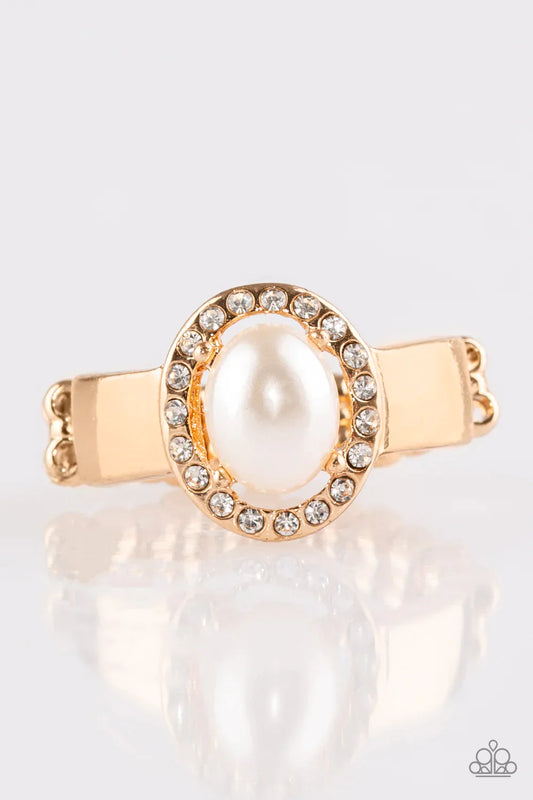 Paparazzi Ring ~ Upper Uptown - Gold