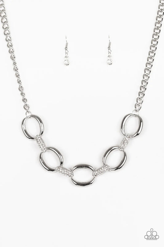 Paparazzi Necklace ~ Boss Boulevard - White
