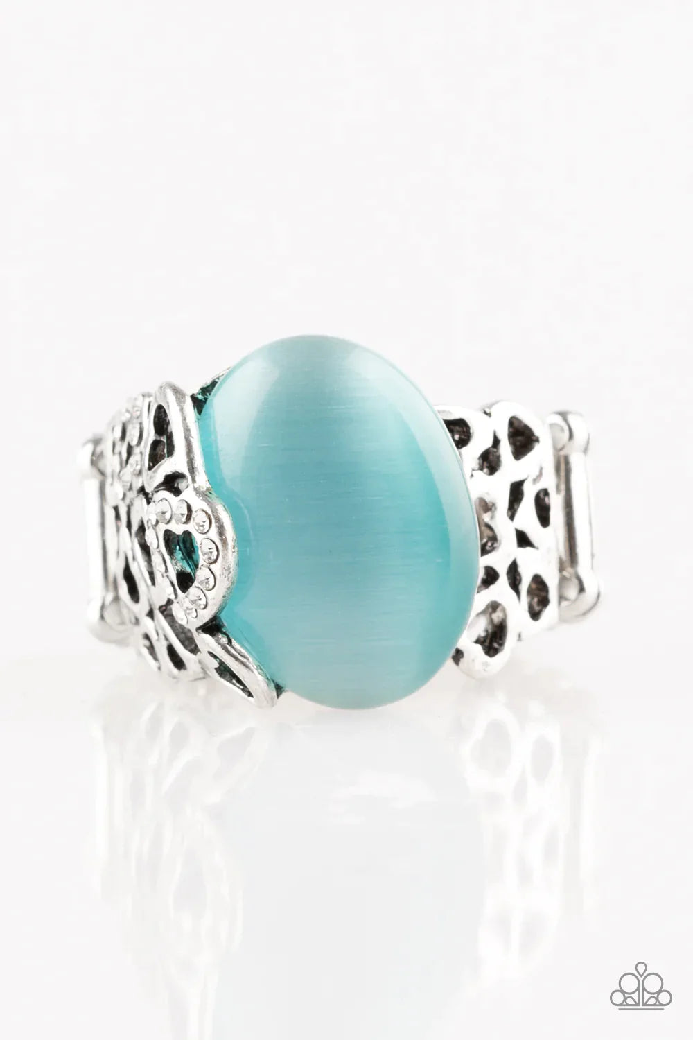 Paparazzi Ring ~ So In Love - Blue