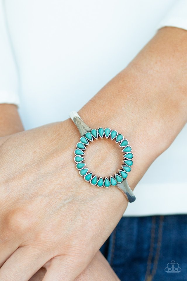Divinely Desert - Blue - Paparazzi Bracelet Image
