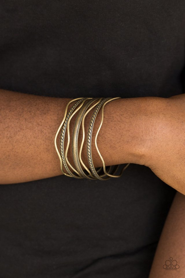 Zesty Zimbabwe - Brass - Paparazzi Bracelet Image