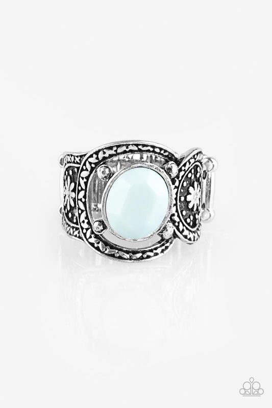 Paparazzi Ring ~ Vacation Vibes - Blue