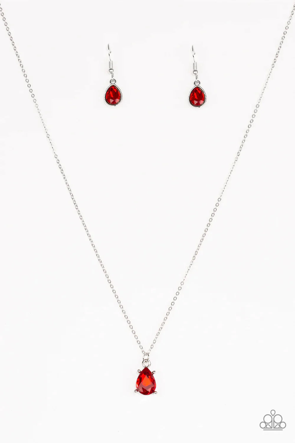 Paparazzi Necklace ~ Classy Classicist - Red