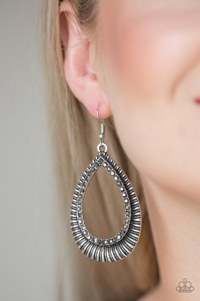 Right As REIGN - Silver - Paparazzi Earring Image