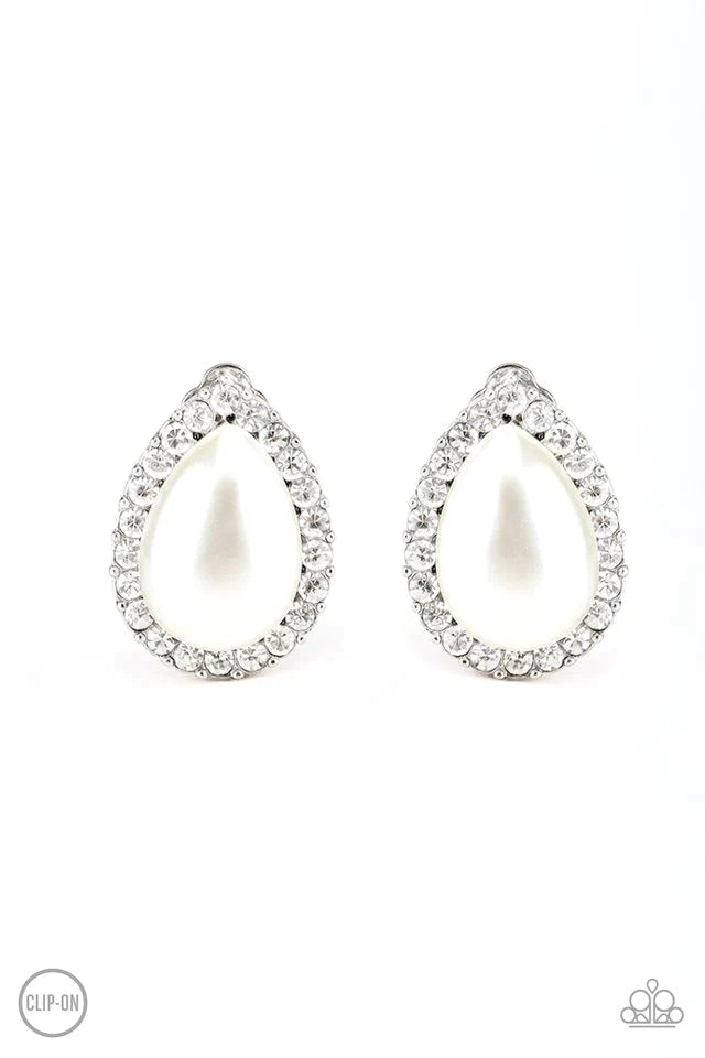 Paparazzi Earring ~ Old Hollywood Opulence - White
