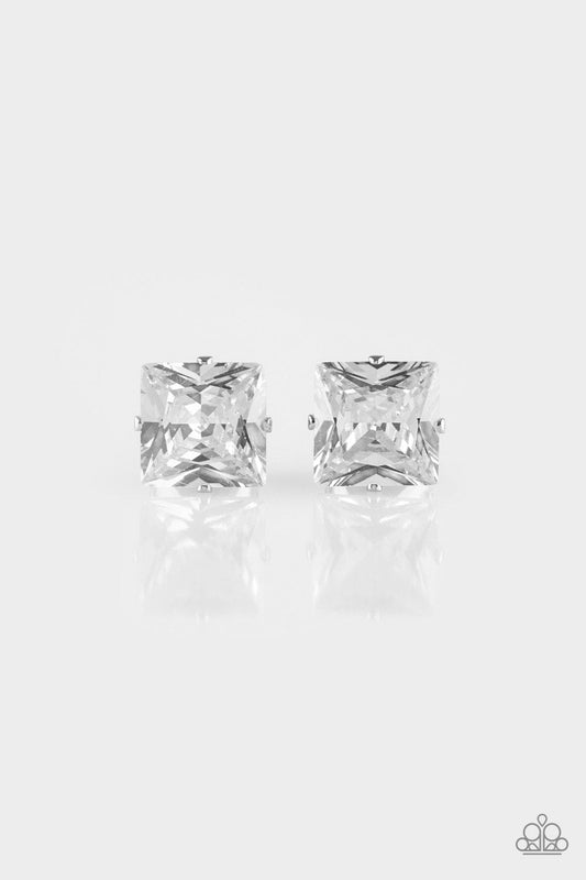 Paparazzi Earring ~ Prima Donna Drama - White