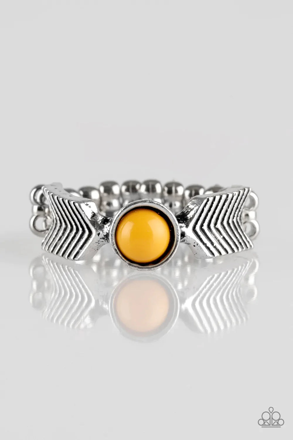Paparazzi Ring ~ Awesomely ARROW-Dynamic - Yellow