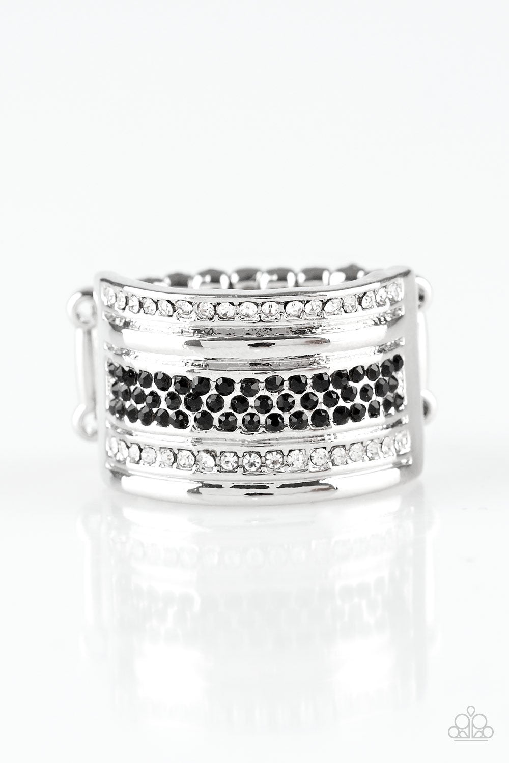 Paparazzi Ring ~ Top Dollar Drama - Black