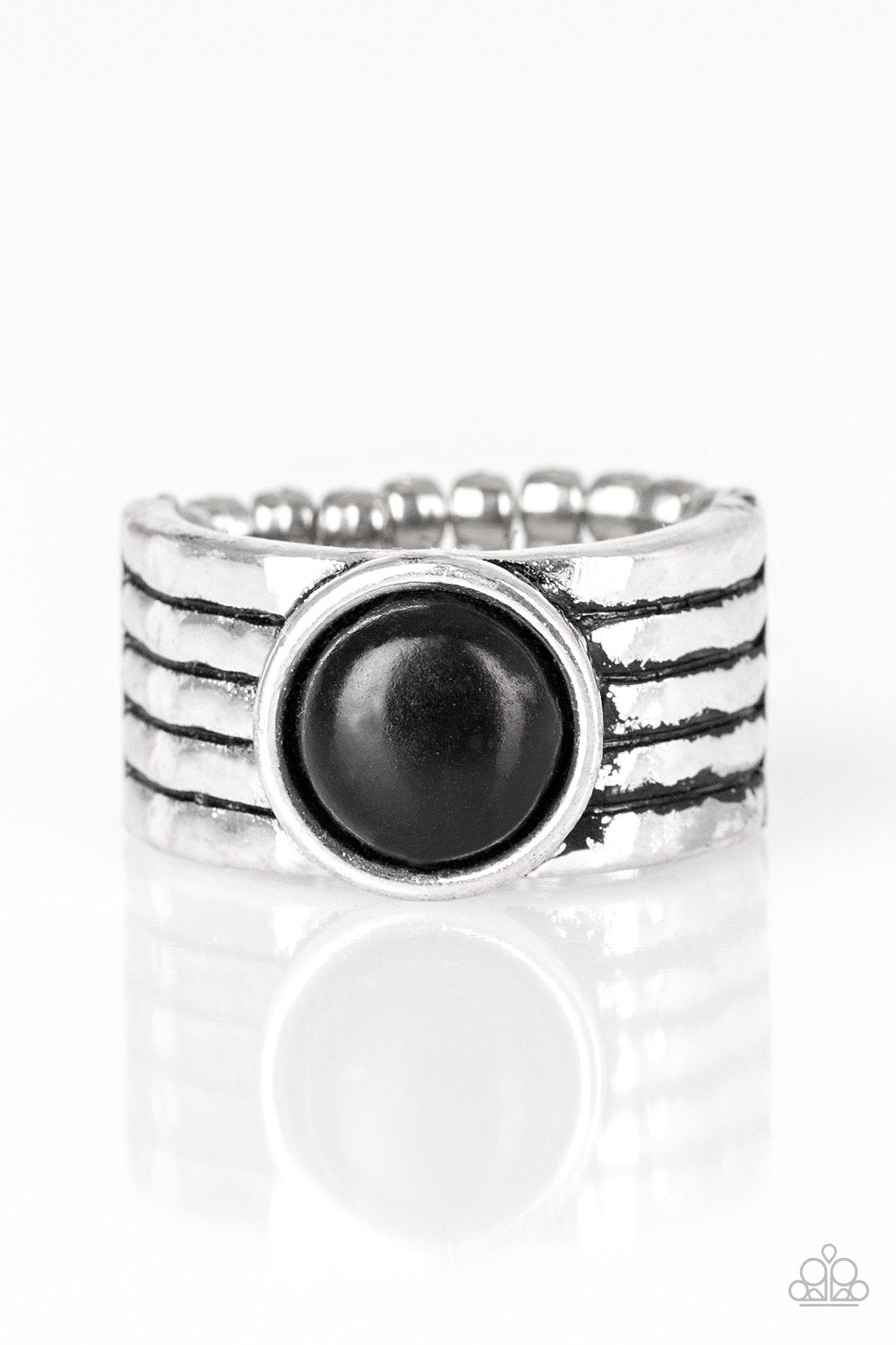 Paparazzi Ring ~ Blooming Badlands - Black