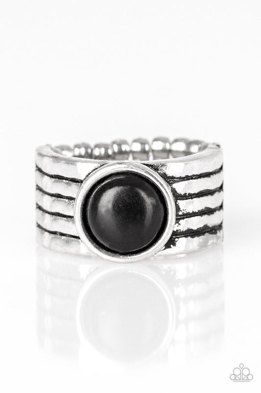 Paparazzi Ring ~ Blooming Badlands - Black
