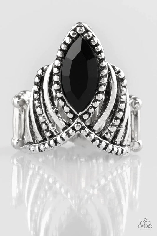 Paparazzi Ring ~ Heres Your Crown - Black