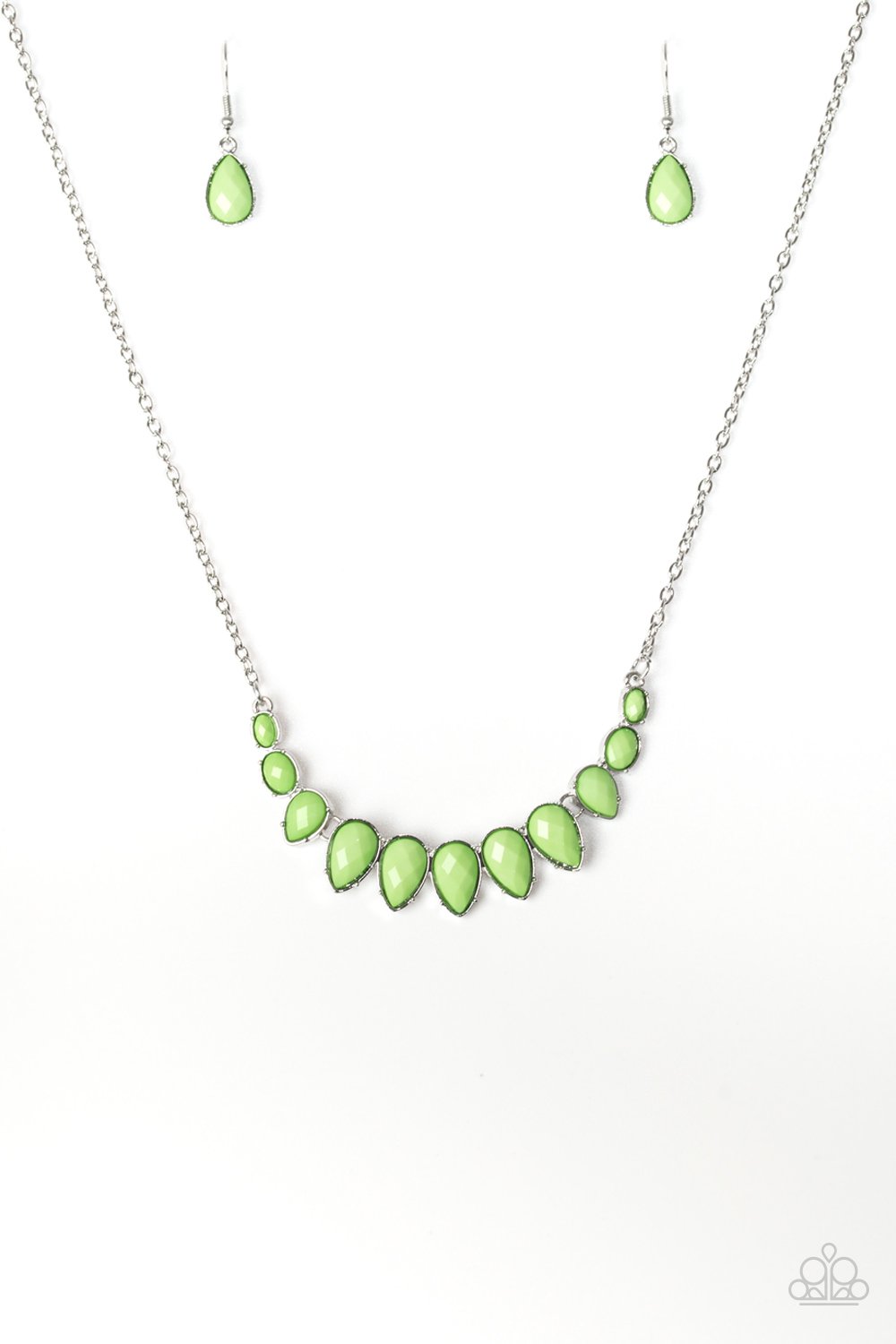 Paparazzi Necklace ~ Maui Majesty - Green
