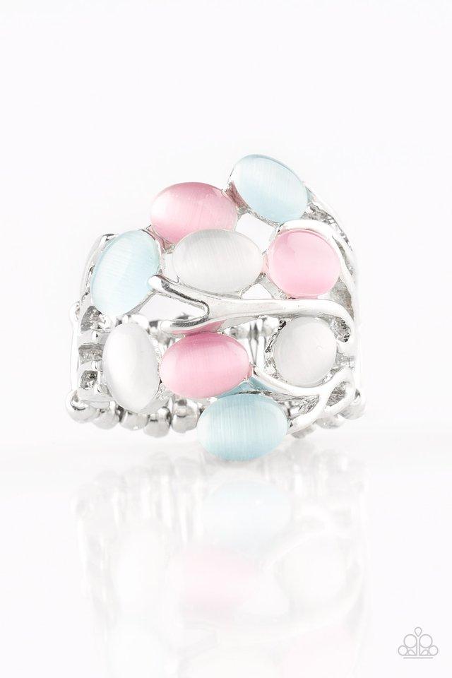 Paparazzi Ring ~ Really Starting To GLOW On Me - Pink