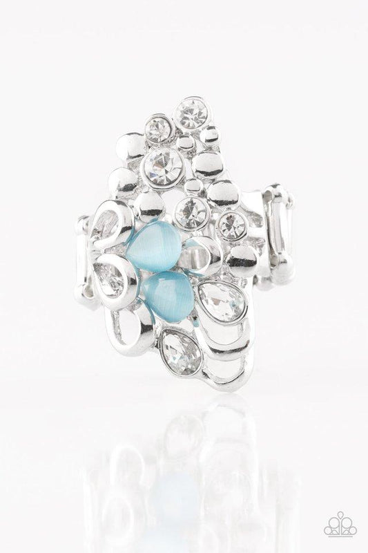 Paparazzi Ring ~ Sparkle Splash - Blue