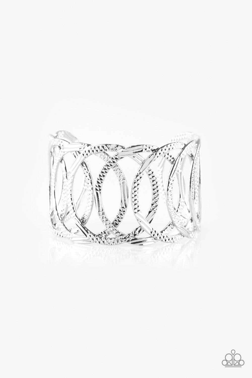 Paparazzi Bracelet ~ Circa de Contender - Silver
