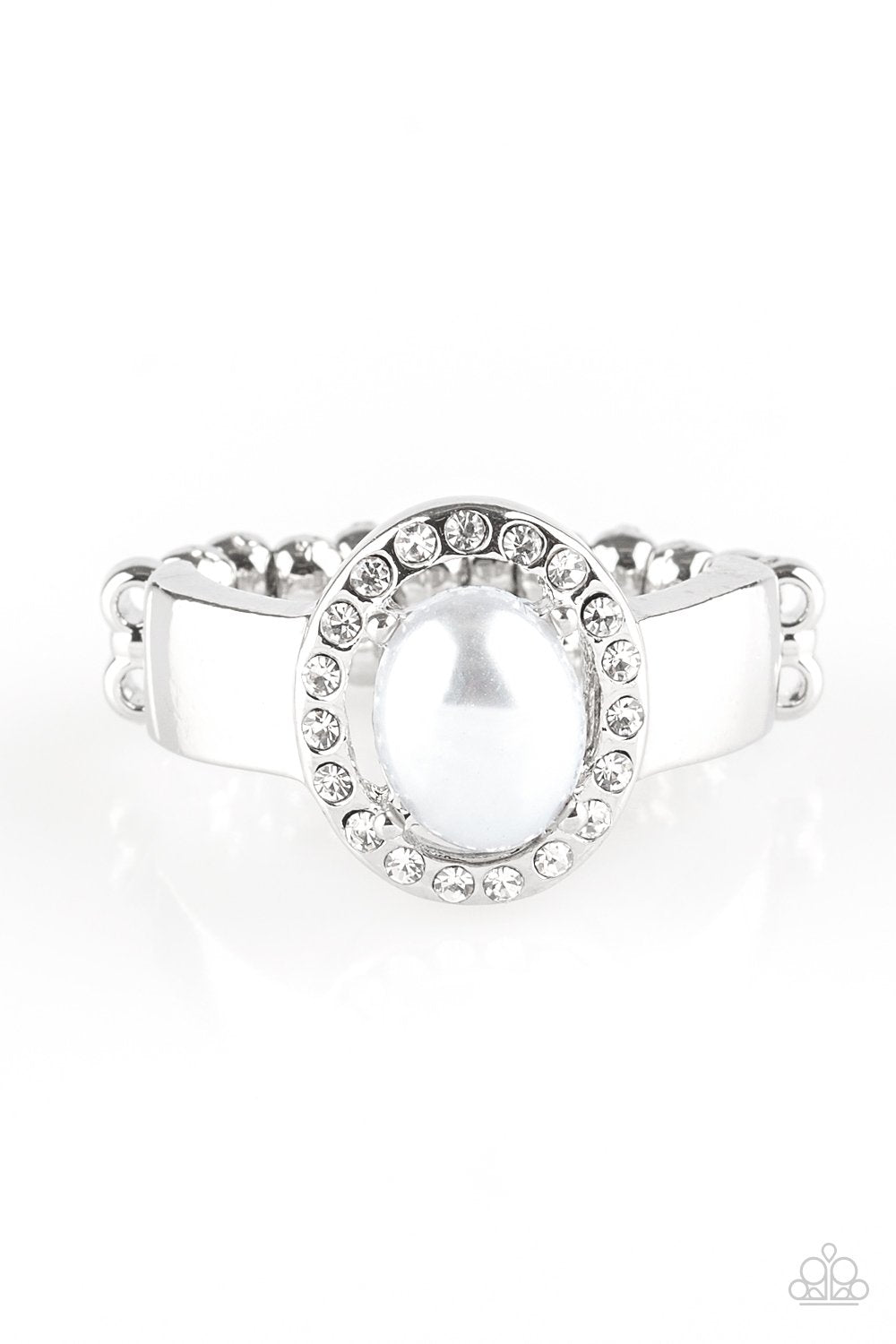 Paparazzi Ring ~ Upper Uptown - Silver