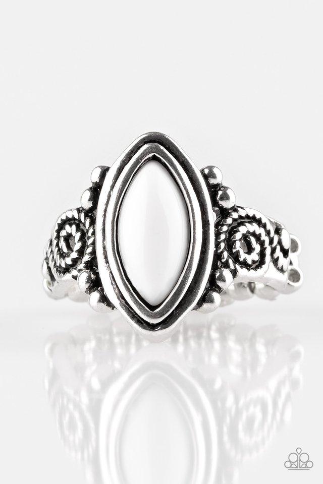 Paparazzi Ring ~ ZOO Hot To Handle - White