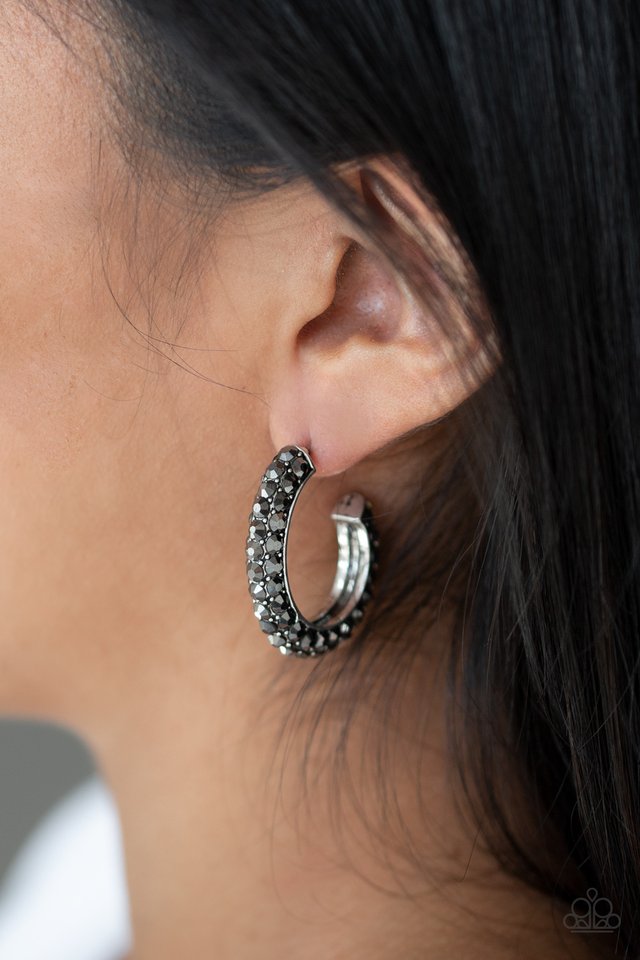 Dont Mind The STARDUST - Silver - Paparazzi Earring Image
