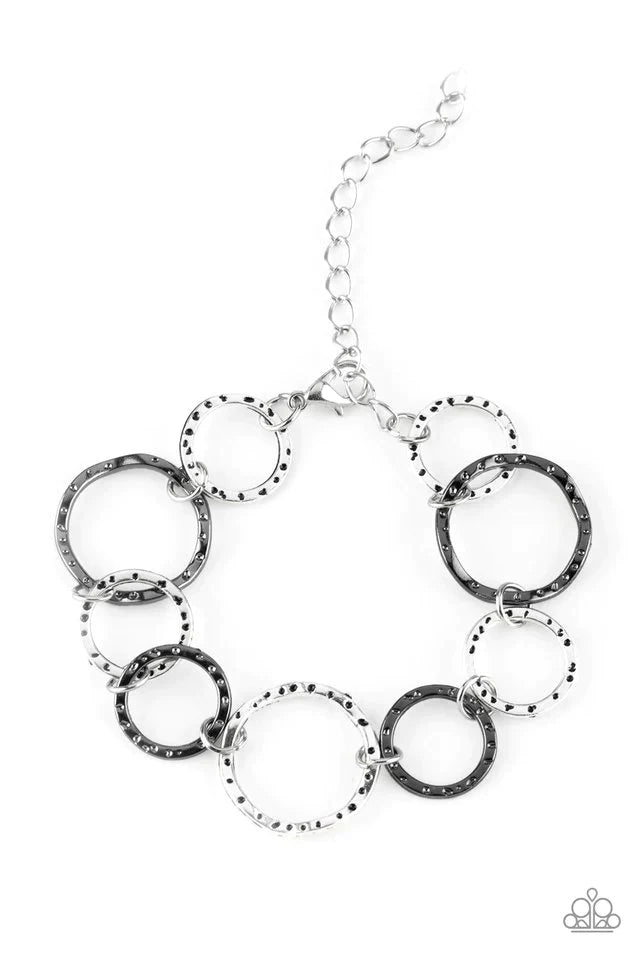 Paparazzi Bracelet ~ Ring Up The Curtain - Multi