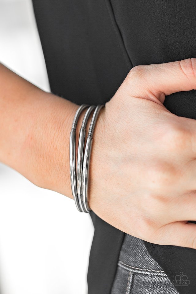 Its A Stretch - Black - Paparazzi Bracelet Image