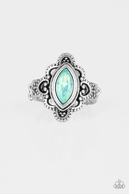 Glass Half-COLORFUL - Green - Paparazzi Ring Image