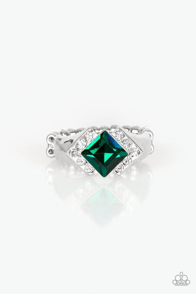 Paparazzi Ring ~ Wallstreet Winner - Green