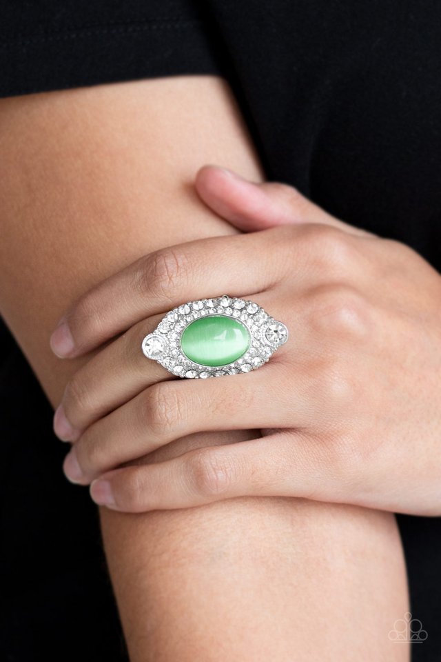 Riviera Royalty - Green - Paparazzi Ring Image