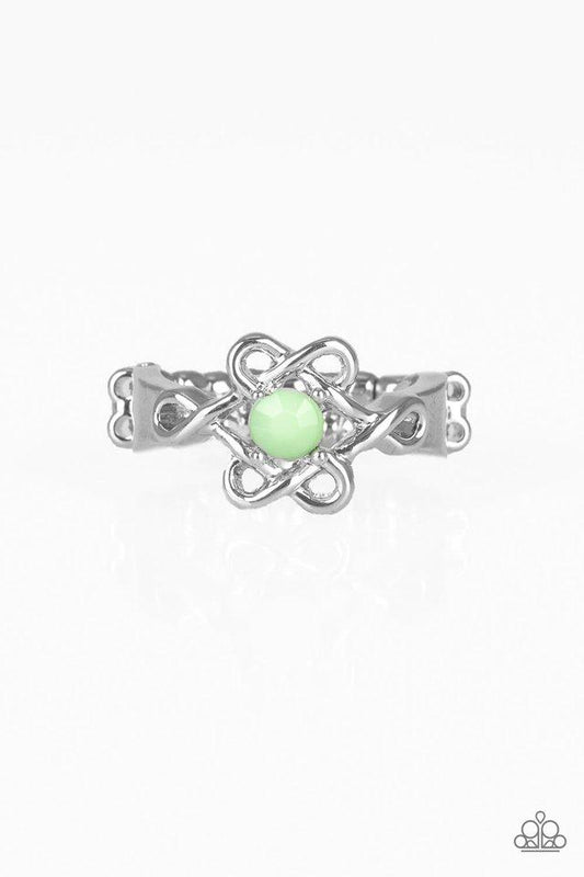 Paparazzi Ring ~ Vibrant Vibes - Green
