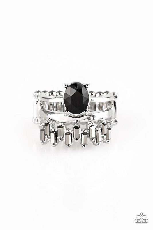 Paparazzi Ring ~ Crowned Victor - Black